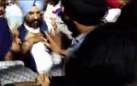 Watch: SAD MLA Manjinder Singh Sirsa manhandled by protestors in auto driver assault case 