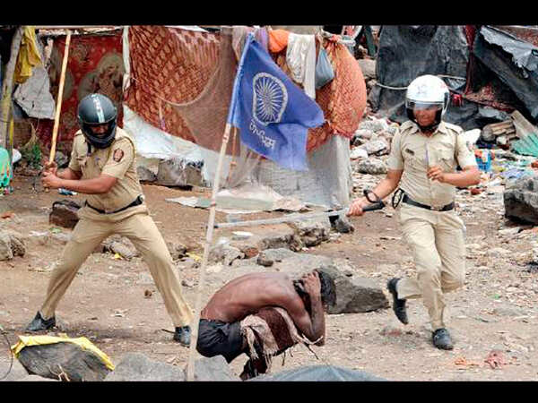 Demolition drive takes violent turn, 7 cops hurt