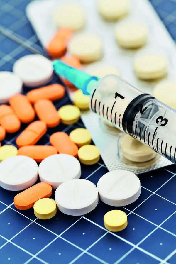More than 15 lakh chemists, druggists to observe strike on May 20 against online medicine sale: AIOCD