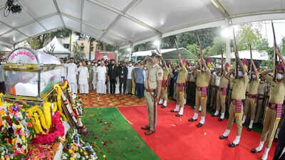 Puneeth Rajkumar live updates: Last rites to be performed on Sunday