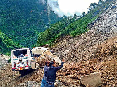 3Mumbaikars injured in landslide in Uttarakhand