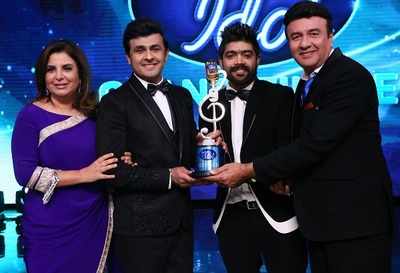 TV News: LV Revanth from Hyderabad wins Indian Idol 9, Sunil Grover as Dr Mashoor Gulati a treat for comedy fans
