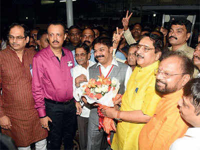 Uddhav miffed with PA over closeness with BJP’s Lad?