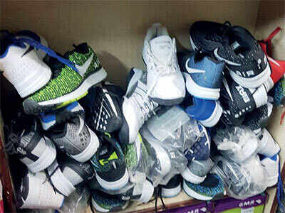 duplicate branded shoes