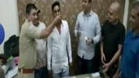 Mumbai: Cops celebrate birthday of criminal inside police station 