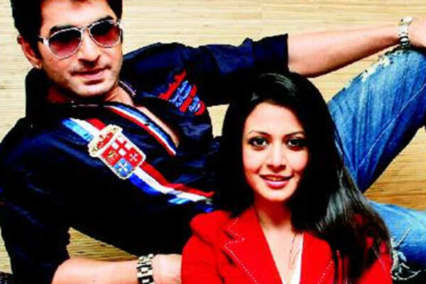 Koel, Jeet ready to give love lesson