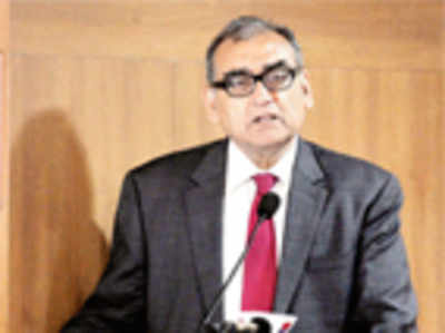 Uproar in House after Markandey Katju's allegations, opposition calls for inquiry