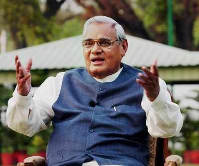 Atal Bihari Vajpayee passes away LIVE updates: Former PM's mortal remains reach his residence; Centre declares seven-day mourning