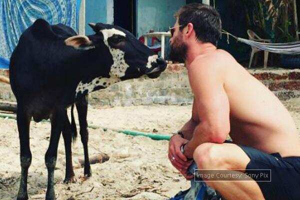 Chris Hemsworth is in India with wife Elsa Pataky
