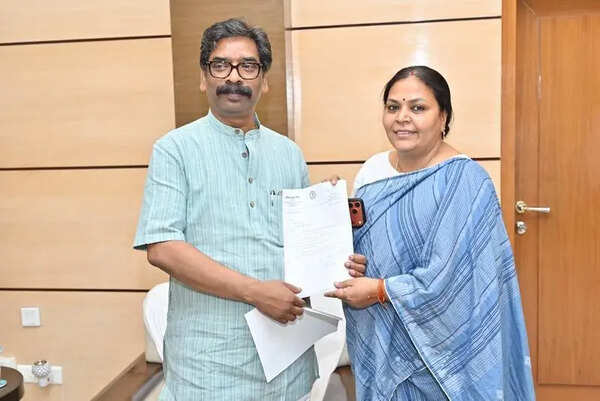 5-member ministerial panel to review and include local languages in JTET