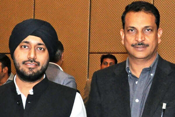 MP Rajiv Pratap Rudy talks on India Shinning to Challenge India 2014 at an entrepreneurs meet in Ahmedabad