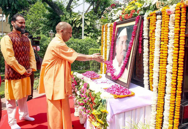 CM: Bahuguna legacy inspires generations