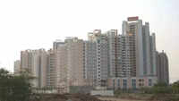 Man jumps to death from 23rd floor with 2-year-old daughter in Gurgaon