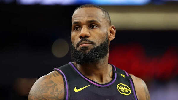 LeBron James creates another NBA record with a never-before-seen achievement in Lakers playoff push