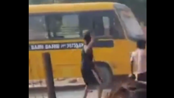 Kanwariyas pelt stones at school bus in Haryana's Fatehabad