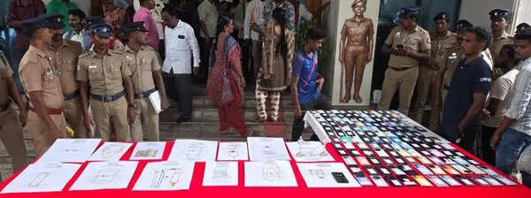 80 sovereigns of stolen gold returned to owners