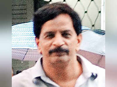 Ex-cop Pradeep Sharma to contest for Shiv Sena