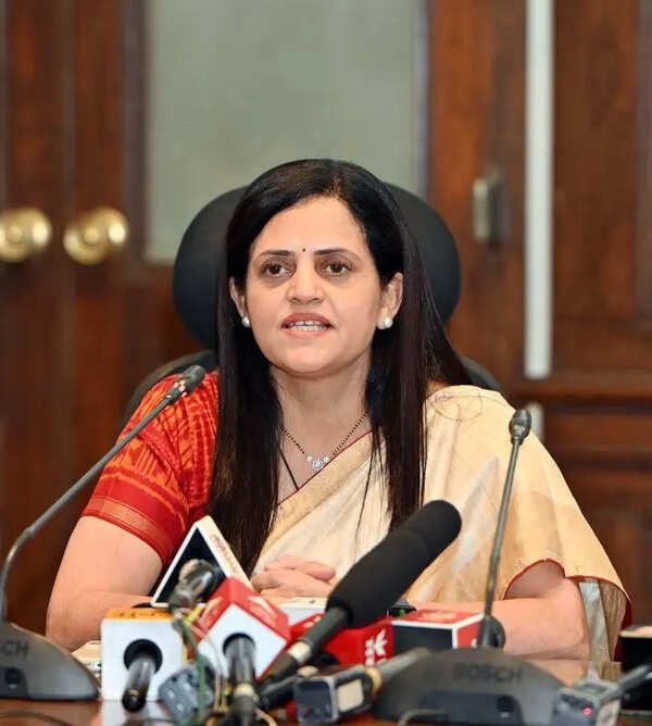 A week after taking charge, new BMC chief revives monthly civic review meetings for Mumbai