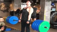 Tiger Shroff shocks fans as he deadlifts massive 200 kilos! 