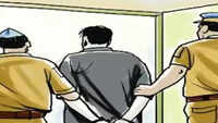 Police arrested man for duping people on pretext of installing mobile towers 