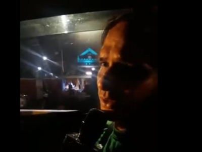 Watch: After Ranu Mondal, Lucknow driver's rendition of Kumar Sanu's Nazar Ke Samne goes viral