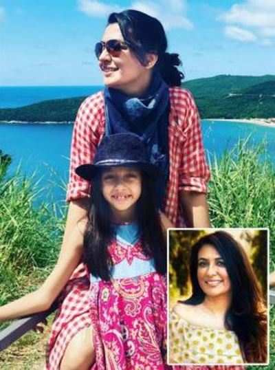 Mini Mathur returns as show host with daughter in tow