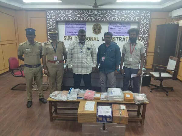 Election flying squad seizes gold, silver worth 2.39 crore in Namakkal