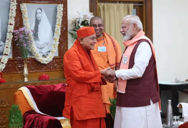 Modi lauds EC for ‘minimal violence’ & record turnout