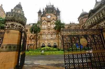 Mumbai’s iconic Chhatrapati Shivaji Terminus gets a name change and it has an oddly positioned ‘Maharaj’ in it