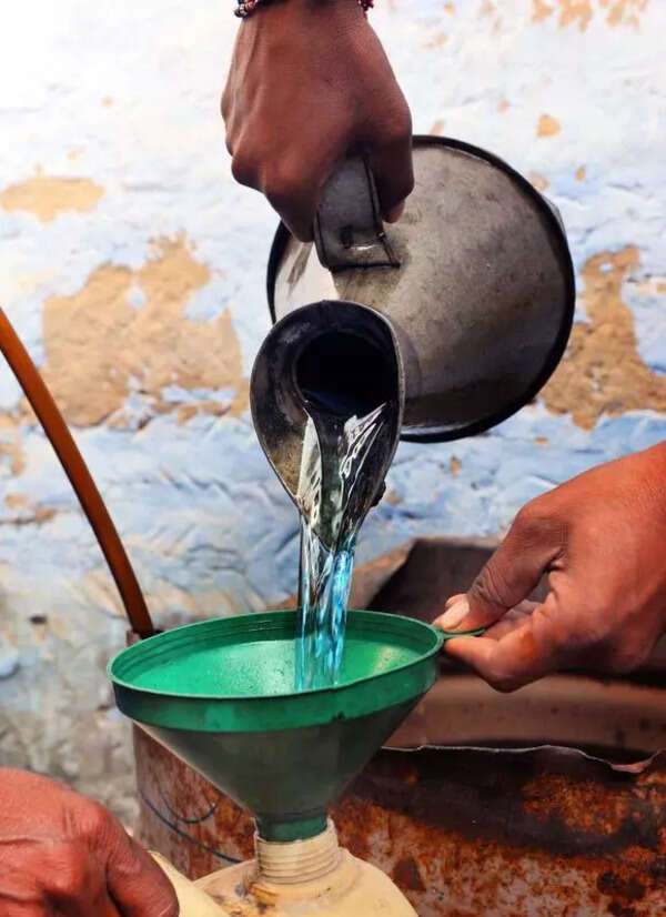 Centre allocates 3,744 kilolitres of kerosene for state, Nashik gets highest share among Maha districts