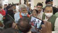 Watch: JD(U) workers create ruckus at party office in Patna over ticket distribution 