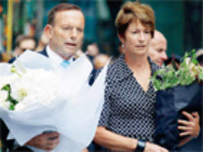 Sydney siege victims lauded for courage and kindness