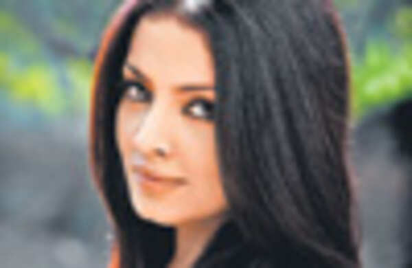 Boycott Bombay Gymkhana, says Celina 