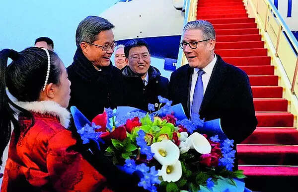 UK PM urges ‘mature approach’ to China ahead of meeting Prez Xi