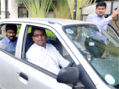 Residents’carpooling drive edges out unruly autos