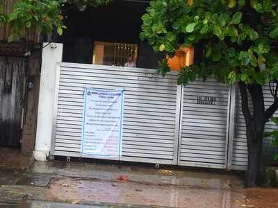 Zoya Akhtar's building declared 'containment area' due to close proximity with Rekha's bungalow