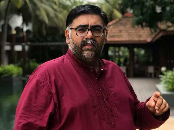 Akarsh Khurana on 'Stand Up': It was a very smooth shoot because the cast has been doing the play for about two years