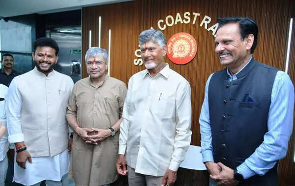 Naidu seeks special trains for agri, aqua transport