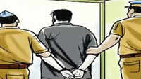 Delhi: Man arrested for involvement in 100 snatching cases 