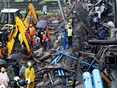 Gokhale bridge collapse: Probe report blames Rail staff, BMC