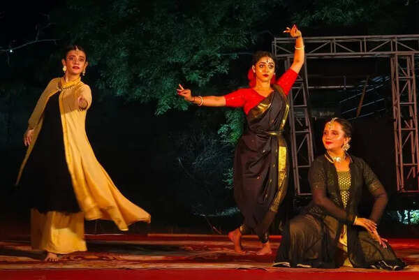 Immersive art turns Champaner stepwell into a living story on World Heritage Day