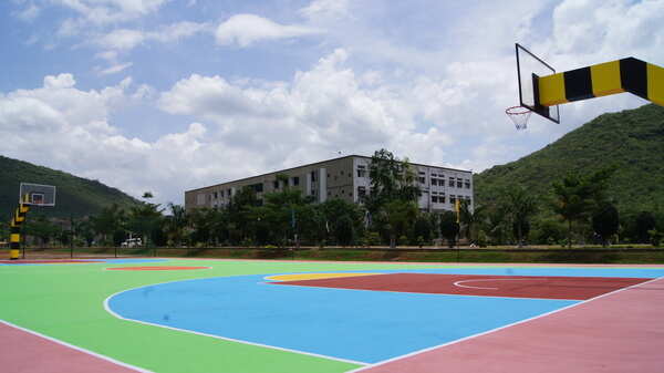College 4