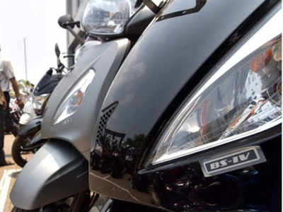 Bengaluru  bought just 1,685 vehicles in April