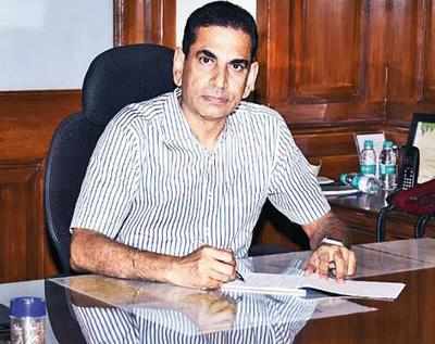 Private hospitals outside Mumbai can’t give jabs here: BMC chief I S Chahal