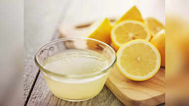 5 lesser known side effects of consuming too much lemon