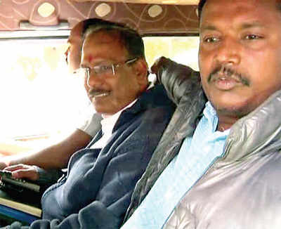 Rs 8 lakh led to Naik’s driver’s suicide