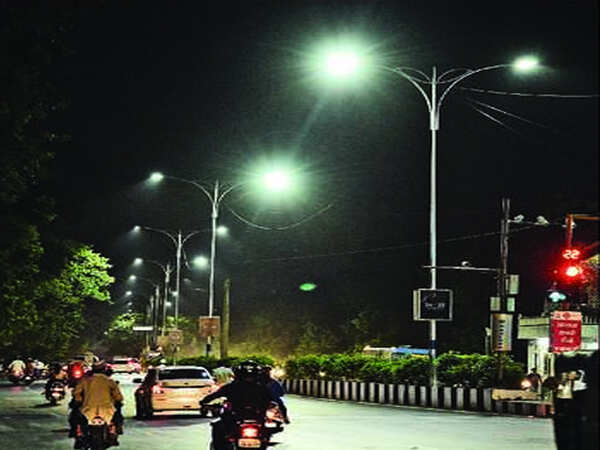 Surat pins hopes on smart street lights to save energy