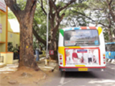 BMTC bus takes a detour over Rs 2 fight
