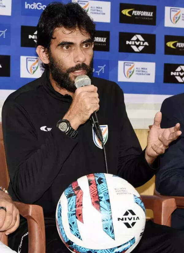 National coach denied entry to Kochi stadium over payment dispute