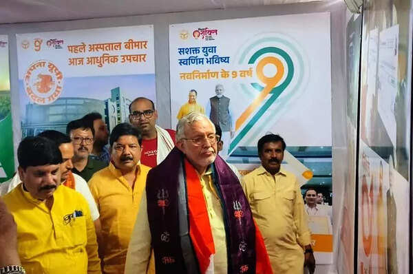 Devpt across sectors gave Kashi a global identity: Min